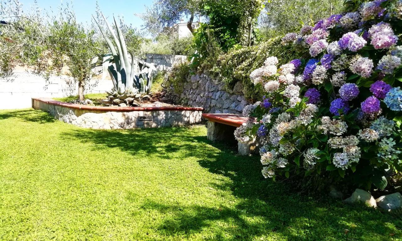 B&B Maison Villa Vittorio Avella Exterior photo